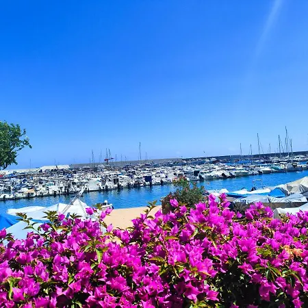Beachfront ✓wifi ✓pool ✓sup ✓home Office Apartamento Blanes